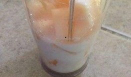 哈密瓜和酸奶可以怎么吃,夏日清爽美味搭配指南