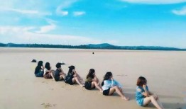 海边吃瓜拍摄,吃瓜拍照，定格夏日美好瞬间