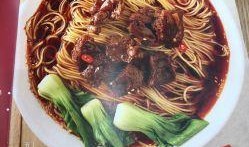 童瓜吃小面,探寻小面的独特魅力