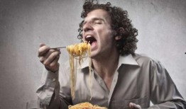 离石吃瓜男,揭秘校园里的“吃瓜群众”现象