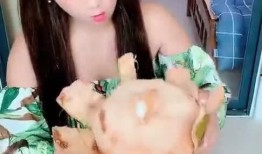 表弟表姐的吃瓜,表弟表姐的瓜田奇遇记