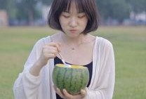 吃瓜少女小雪,揭秘娱乐圈那些事儿