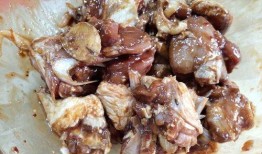 吃瓜喝水吃鸭腿,水润心田，鸭腿佳肴，尽享美食盛宴