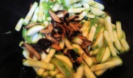 角瓜苦狗吃死,揭示神秘事件的背后真相