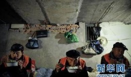 桥洞下吃瓜直播,揭秘网络直播的另类魅力