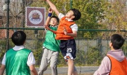 吃瓜群众打球视频图片,吃瓜群众变身运动达人，精彩瞬间尽收眼底