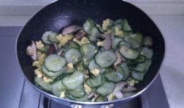 香菇吃瓜,探寻美食界的跨界融合