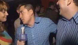 老外看吃瓜群众,外国视角下的中国“吃瓜群众”现象解析